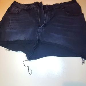 Hanky mom shorts
